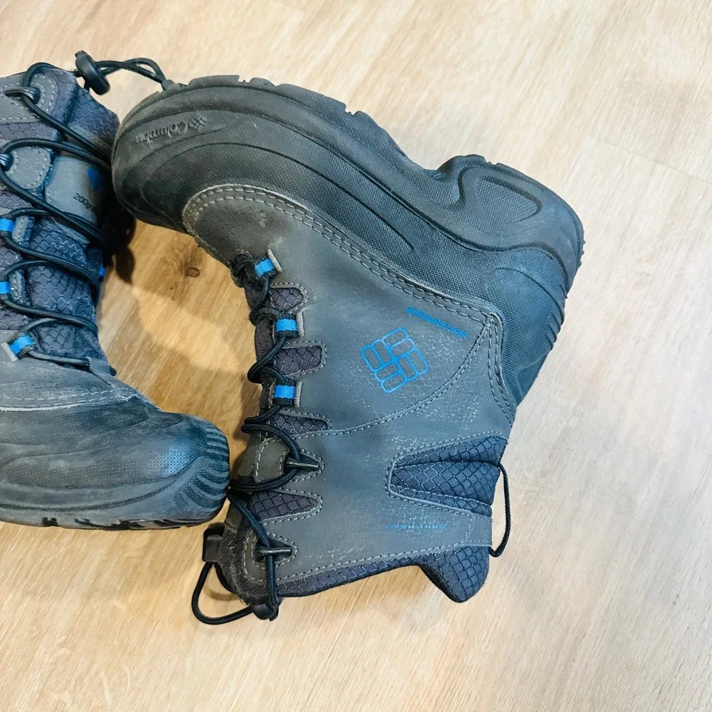 Columbia Bugaboot Plus IV Snow Boots‎ Kids Size 3 Grey Blue Waterproof Omni-Heat